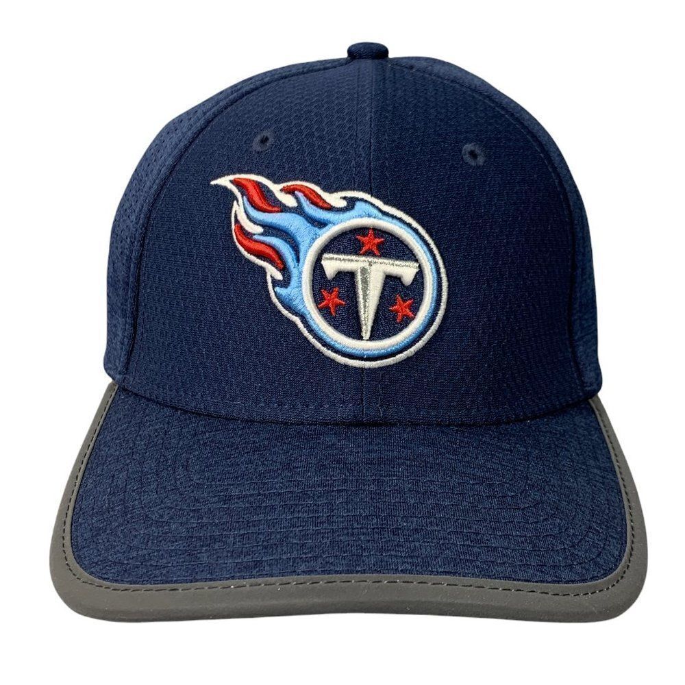 New Era Men's‎ 39THIRTY Tennessee Titans Small-Medium Flex Fit Hat
